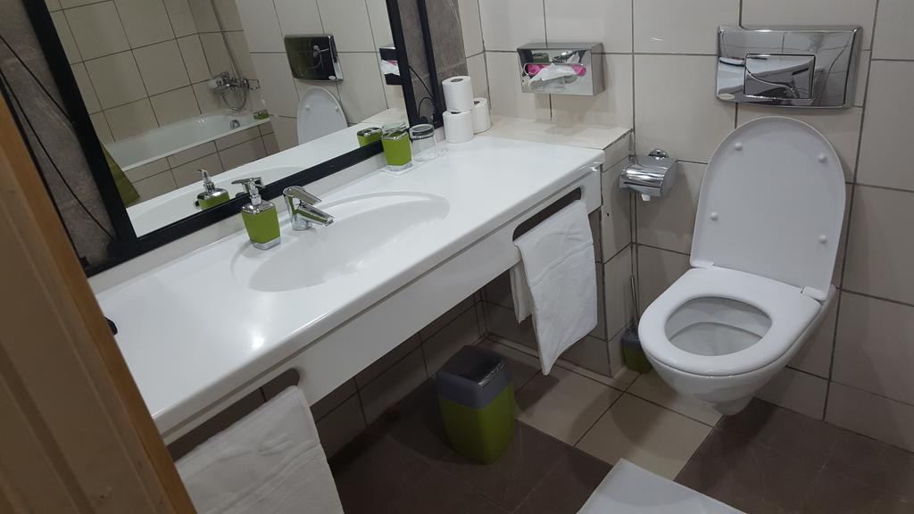 Hotel El Farouk 巴马科 外观 照片