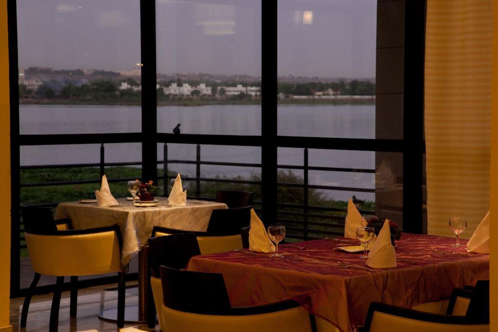Hotel El Farouk 巴马科 外观 照片